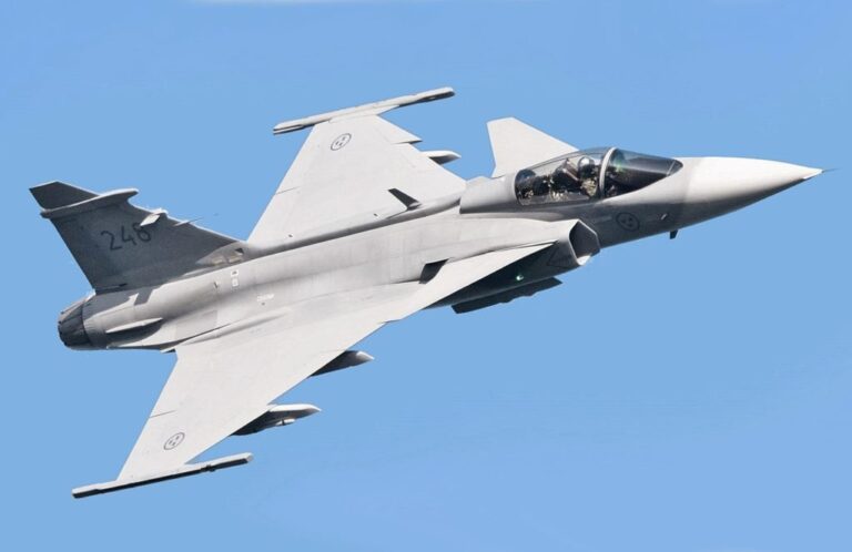 Praga seguirá alquilando cazas Gripen de Suecia mientras compra F-35 a EEUU