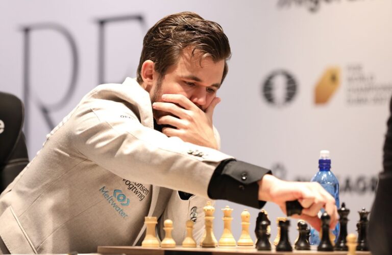 Carlsen logra su primera victoria en torneo de Tata Steel