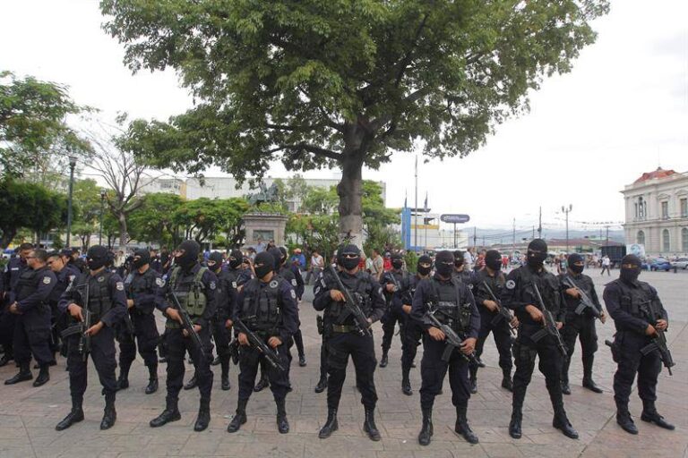 El Salvador coordina con otros países lucha contra pandillas