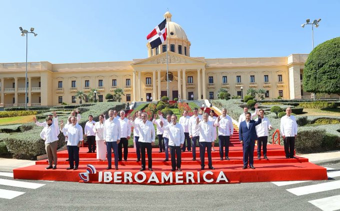 Líderes iberoamericanos se comprometen a trabajar por «la paz justa y duradera» sin mencionar a Ucrania