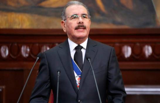 Expresidente dominicano Danilo Medina revela tener cáncer de próstata