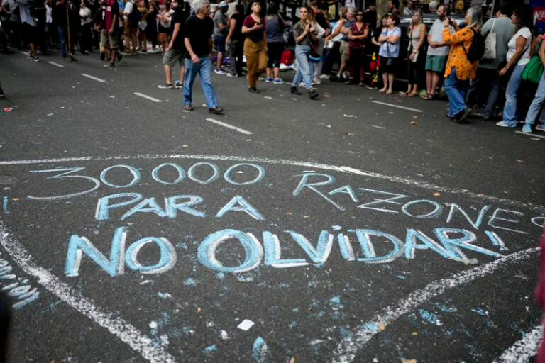 Argentina: 30 mil razones para marchar a 47 años de inicio de la última dictadura