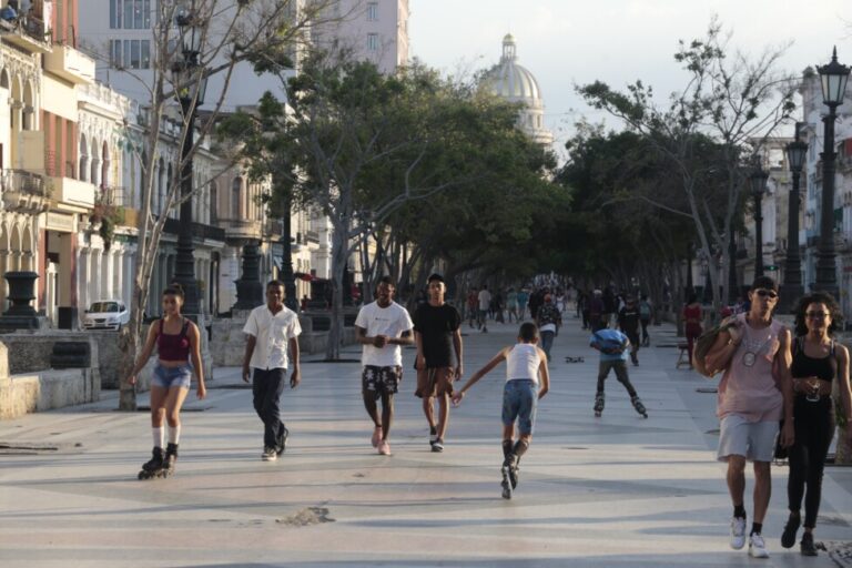 Tendencias demográficas retan planes de desarrollo en Cuba