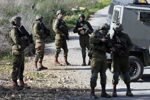 La Policía israelí pide a todos los ciudadanos con permiso que porten armas
