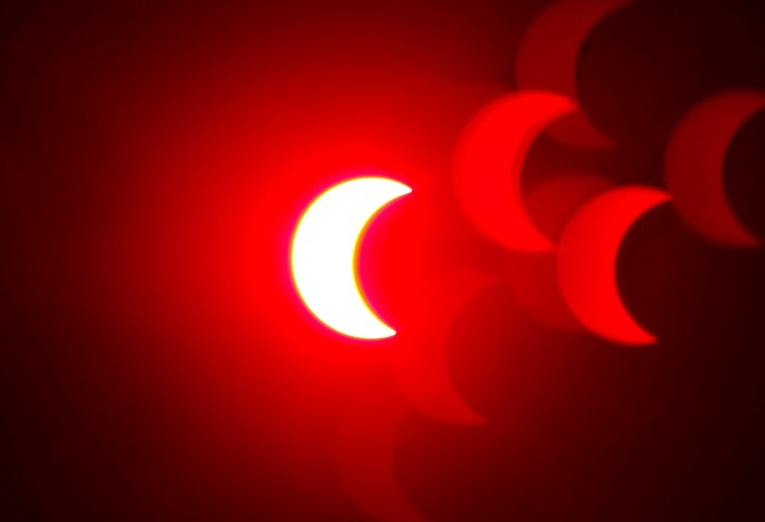 Observan en el centro de Cuba eclipse parcial de sol