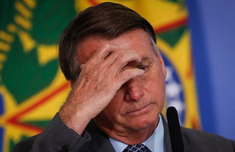 Expresidente brasileño Bolsonaro pide recuperar el pasaporte para poder viajar a Israel