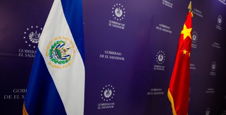 EL Salvador y China anuncian el inicio de negociaciones para un tratado de libre comercio