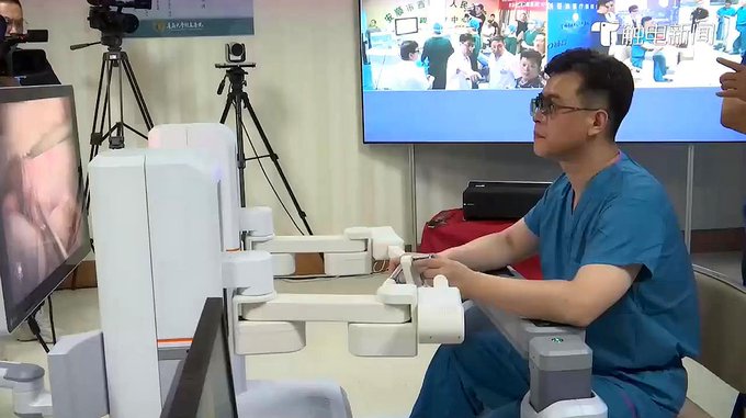 Grupo empresarial chino insta a dialogar primero en investigación de UE sobre mercado de equipo médico