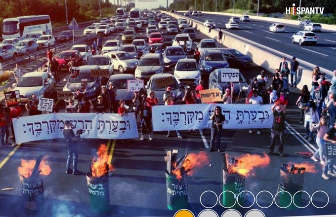 Miles de personas piden en ciudades israelíes la liberación de rehenes y nuevas elecciones