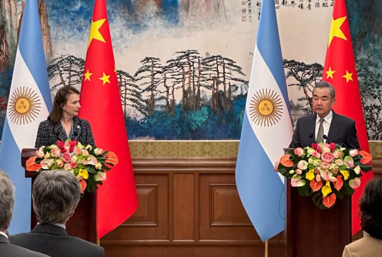 China lista para ser un socio fiable de Argentina y ayudarle en las finanzas