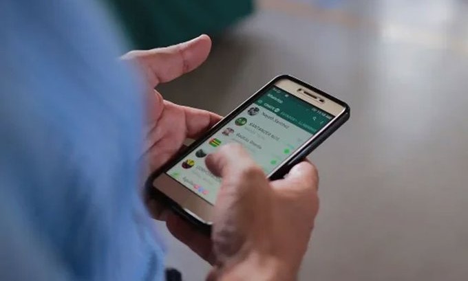 WhatsApp extiende el inicio de sesión con ‘passkeys’ a los dispositivos iOS