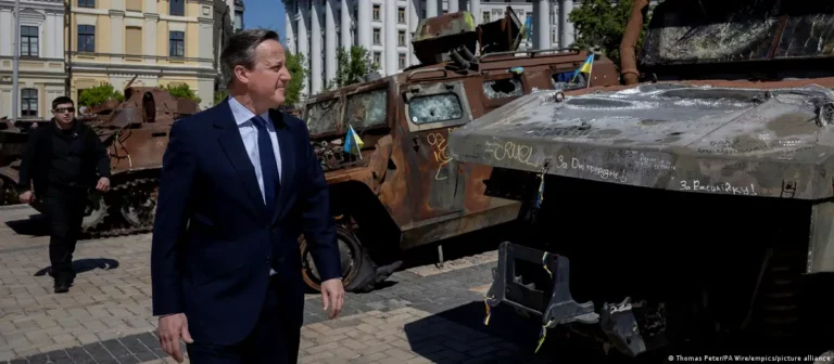 Zelensky se reúne con secretario británico de Asuntos Exteriores para tratar ayuda militar a Ucrania